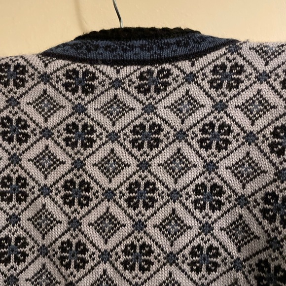 Skjaeveland Norwegian 100% Wool Navy Light Blue Fair Isle Cardigan Size Large - Picture 9 of 13